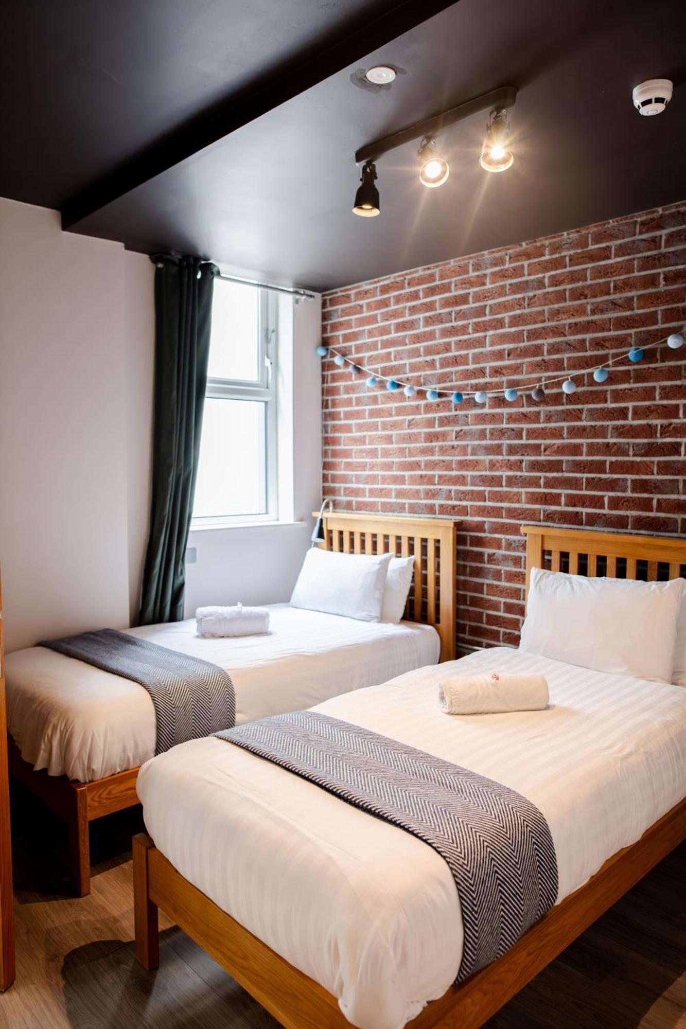The Nest Boutique Hostel Galway Eksteriør bilde