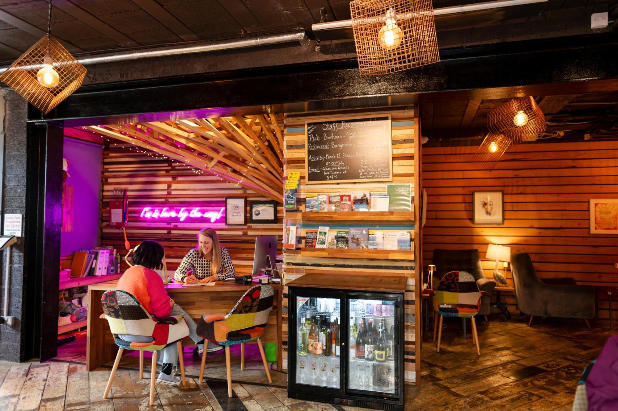 The Nest Boutique Hostel Galway Eksteriør bilde