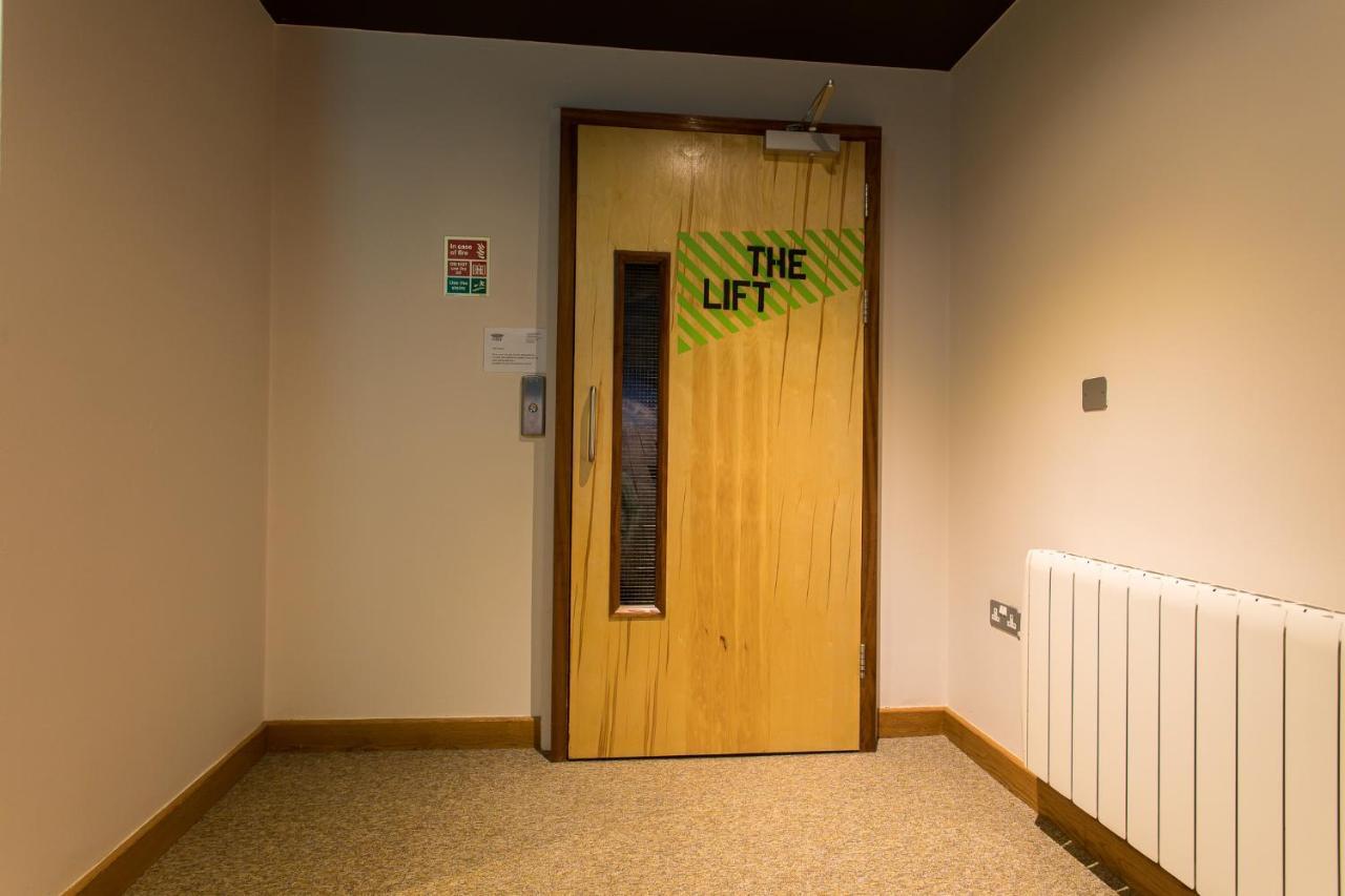 The Nest Boutique Hostel Galway Eksteriør bilde